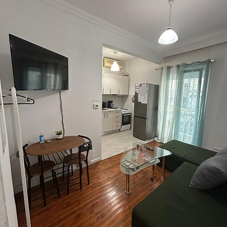 Calm Corner Delfon Apartment テッサロニキ エクステリア 写真